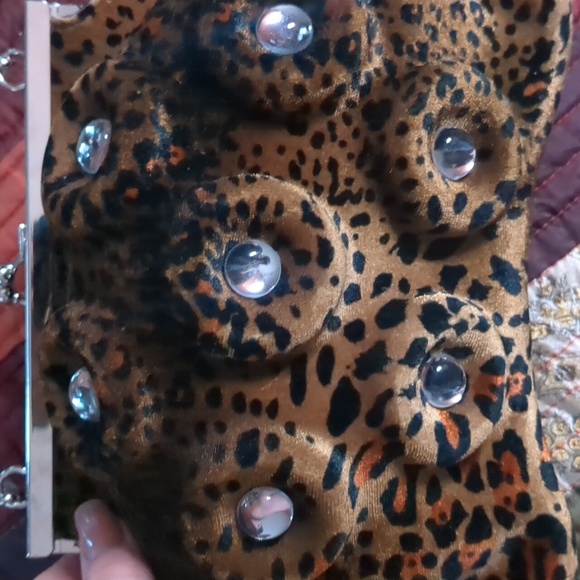 ANEMONE* lady octopus velvet leopard molded bag w silvertone hardware snap top - Picture 7 of 15